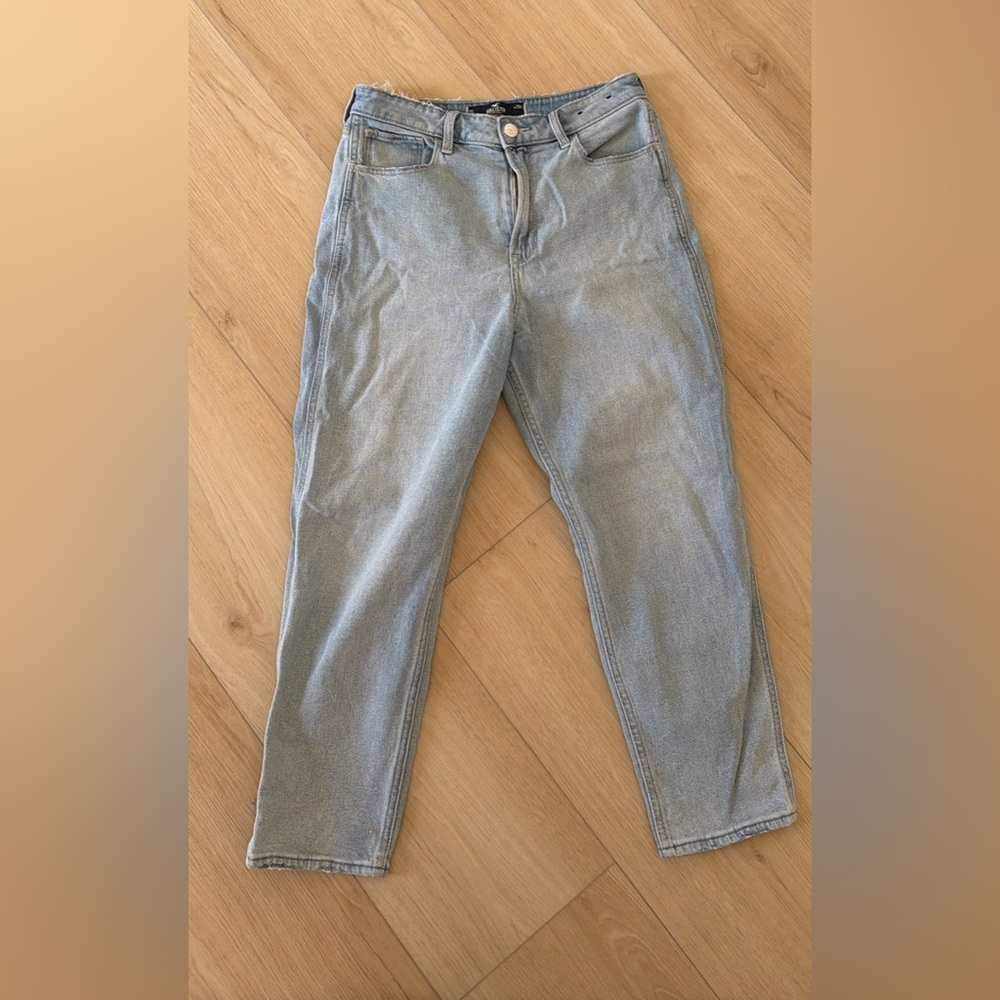 Hollister Women's Light Blue Straight Leg Jeans